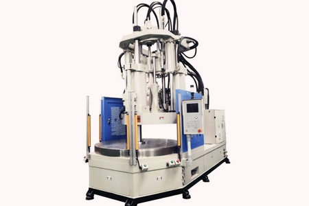 厂家浅谈卧式注塑机和立式注塑机的差异 图2